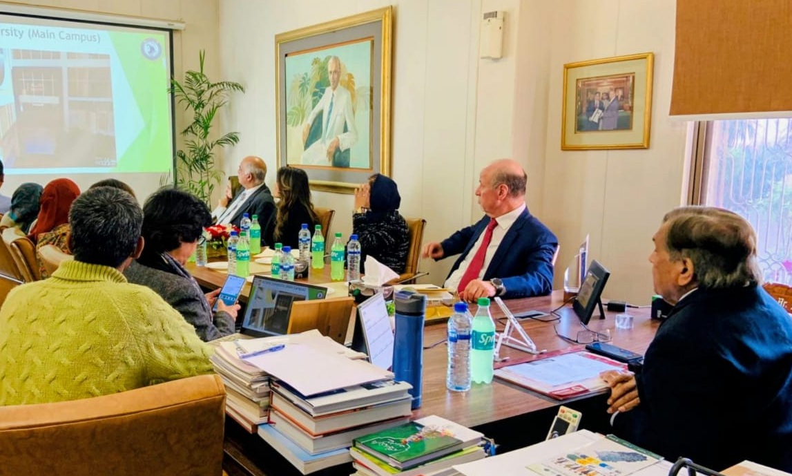 Dr Luay Shabaneh-led UNFPA delegation visits Khaldunia Institute
