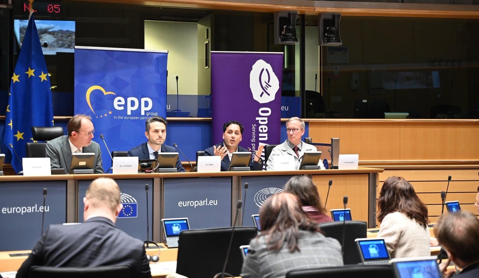 Open Doors presents World Watch List at European Parliament