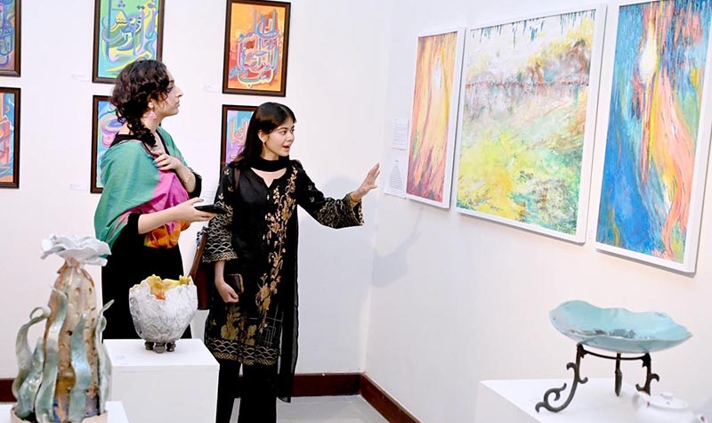 Artists from Lahore, Islamabad join ‘rejected’ at National Art Gallery